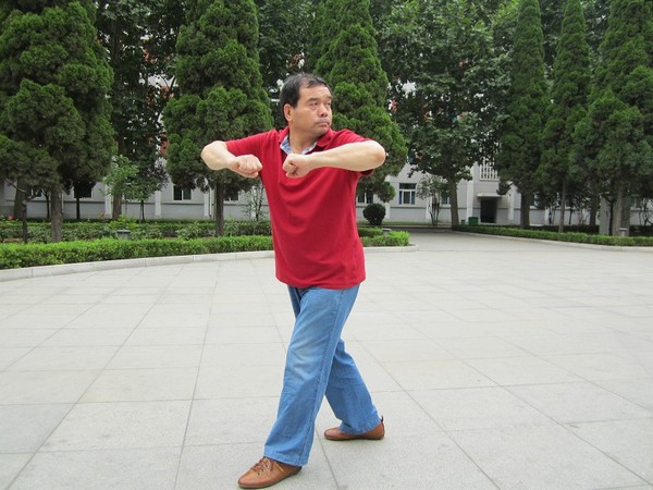 意行拳旋肘鬼扯断.jpg